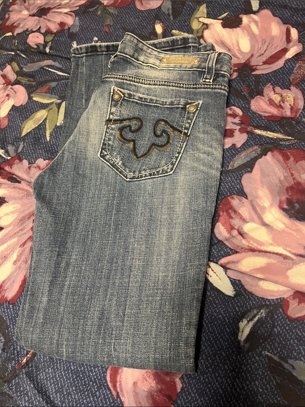 Rock & Republic Light Blue Women's Straight Jeans